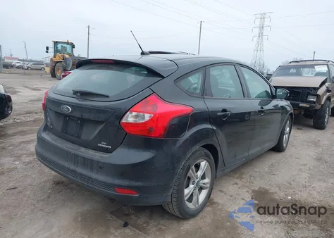 2013 Ford Focus Se z USA, uszkodzony, nr VIN 1FADP3K2XDL183205